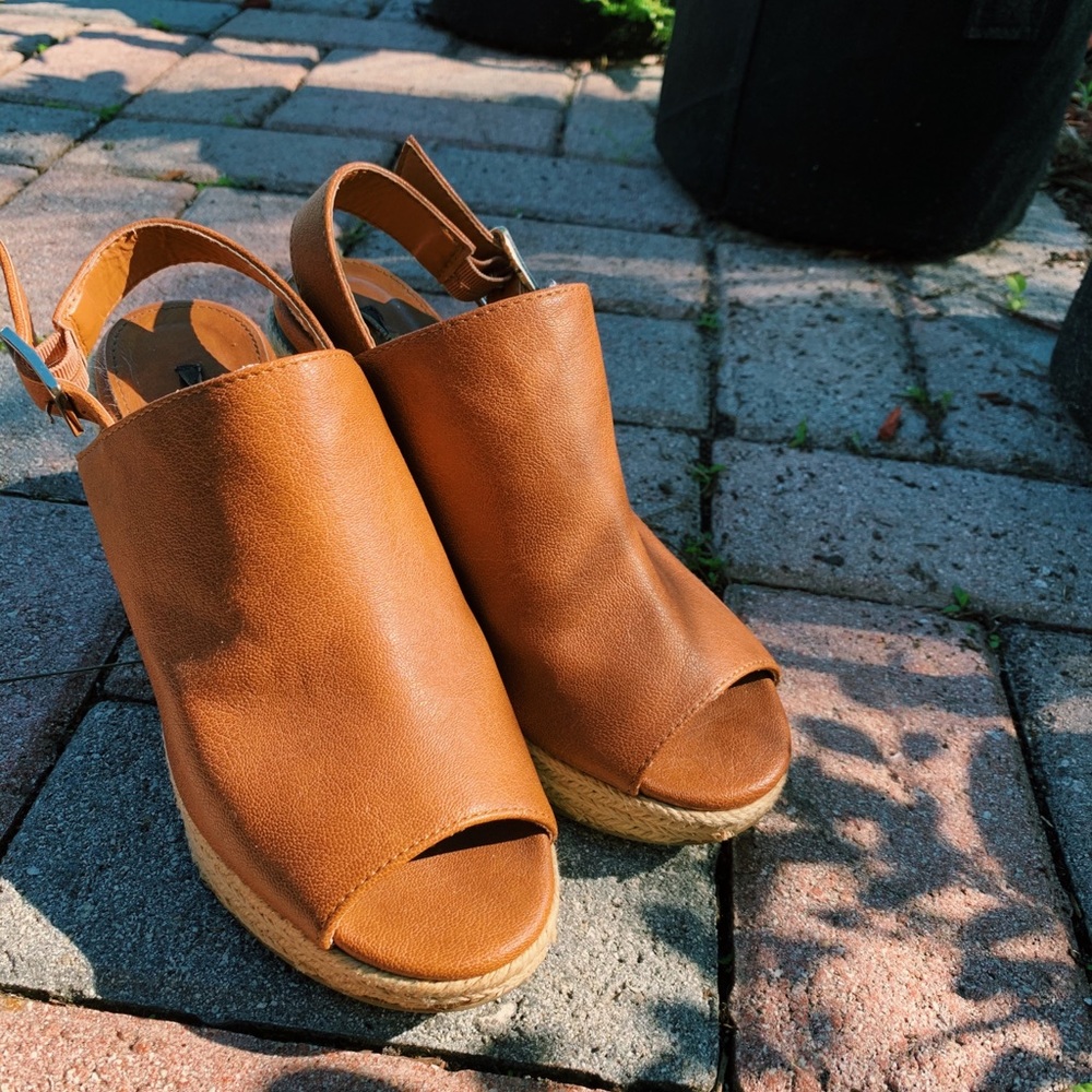 Comfortable Forever 21 Espadrille Heels, Size 6